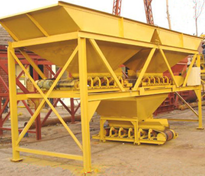 恒創(chuàng)重工建筑工程機(jī)械 混凝土配料機(jī)選購(gòu)指南——從兩倉(cāng)、三倉(cāng)到價(jià)格與廠家