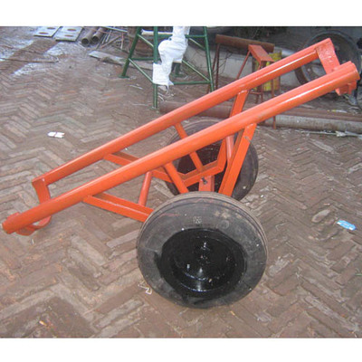 運(yùn)桿車與拽桿車 混凝土桿運(yùn)輸車的結(jié)構(gòu)細(xì)節(jié)圖解（霸州市安達(dá)電力機(jī)具）